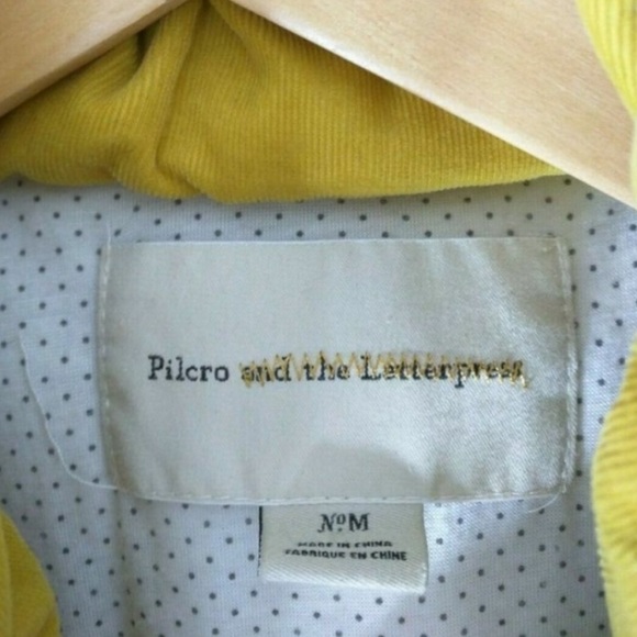 Pilcro and the Letterpress Yellow Corduroy Puffer Vest Medium Anthropologie - Picture 5 of 6